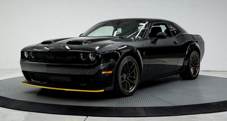 2026 Dodge Challenger SRT Hellcat Jailbreak Review
