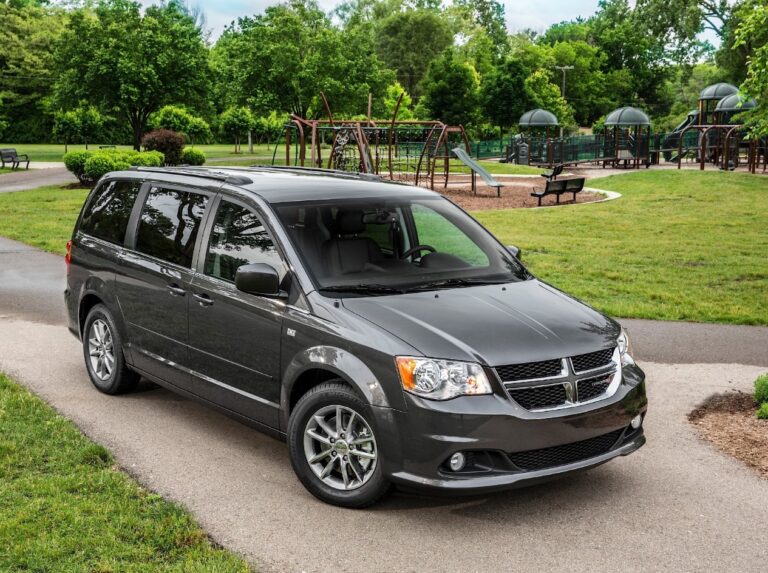 2026 Dodge Grand Caravan Exterior
