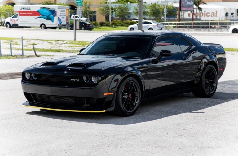 New 2027 Dodge Challenger SRT Hellcat Widebody Redesign