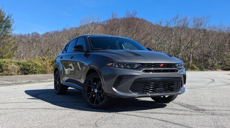 2027 Dodge Hornet SUV Features
